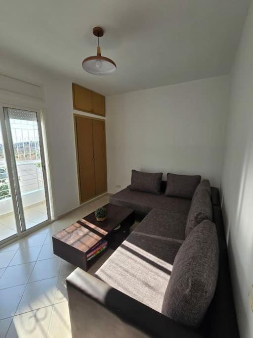 Appartement 2 chambres 5 minutes de la plage tanger Apartment in Tangier