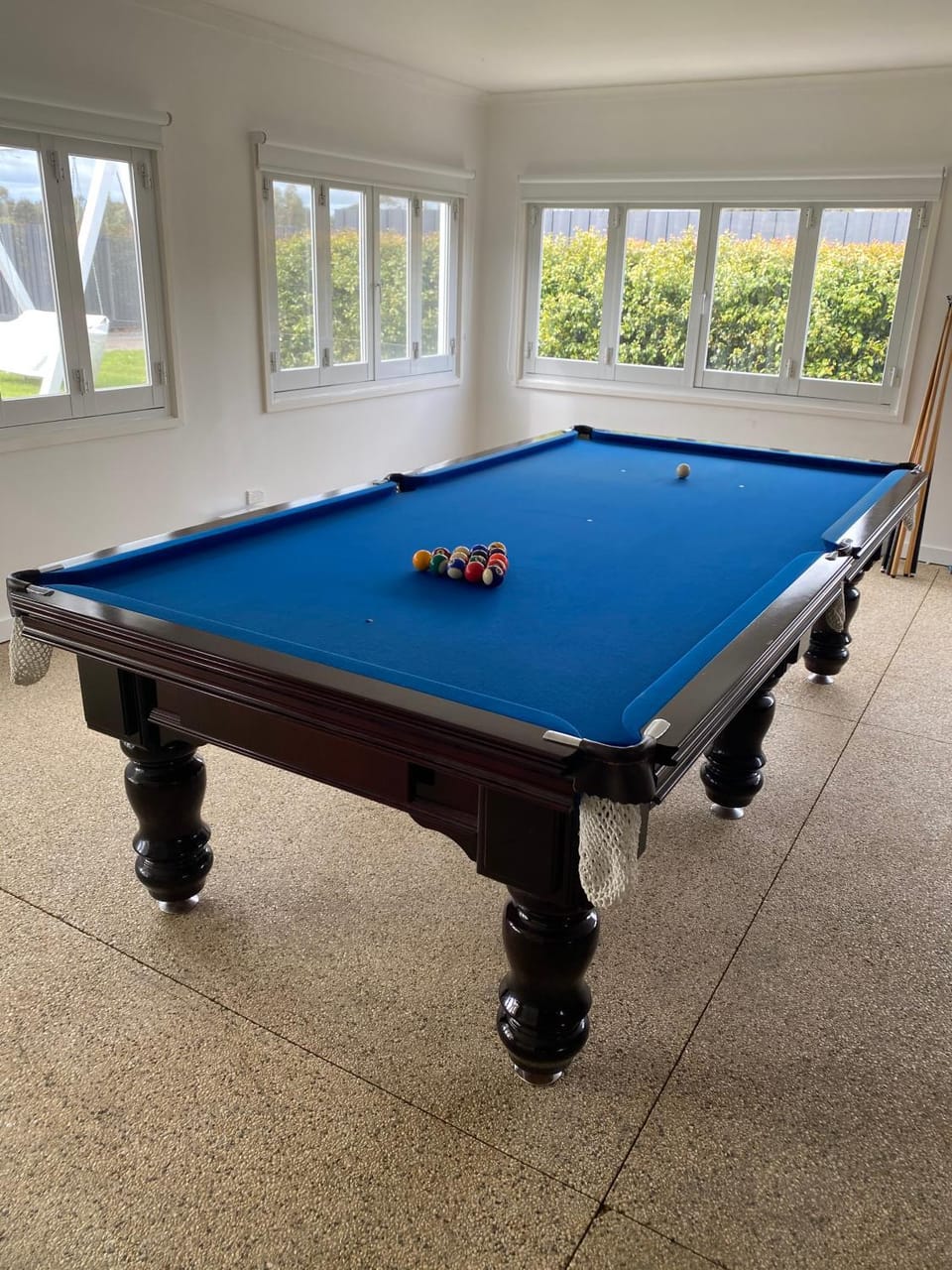 Billiard, Game Room