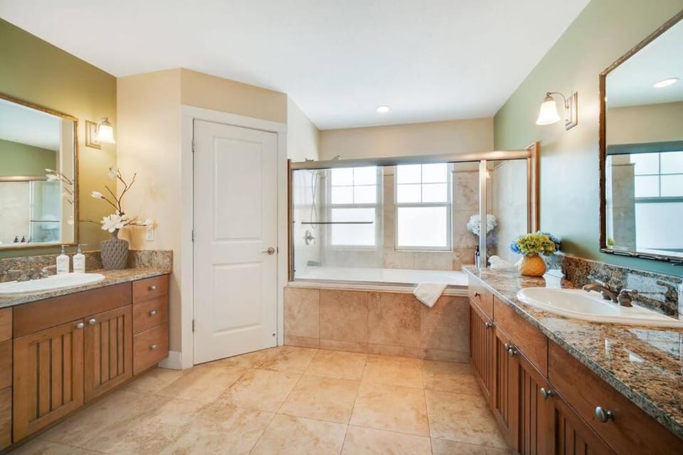 Bathroom, Bath