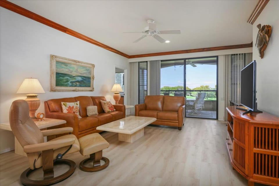 Communal lounge/ TV room, TV and multimedia, Living room
