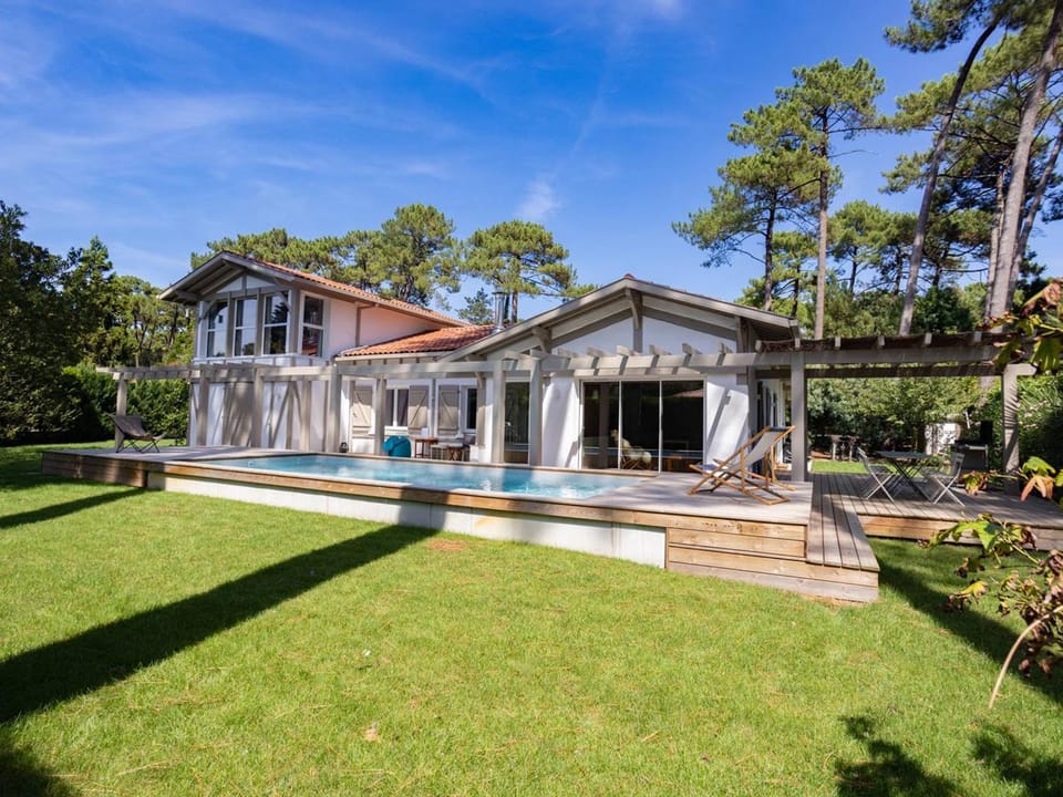 Villa Rénovée à Hossegor avec Piscine Chauffée, Proche Golf et Plage - FR-1-791-15 Villa in Hossegor