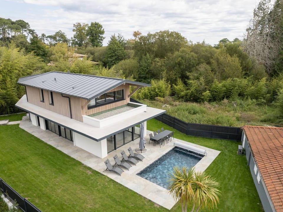 Villa de Luxe à Seignosse: Golf, Piscine Chauffée, Proche Plages - FR-1-791-25 Villa in Seignosse