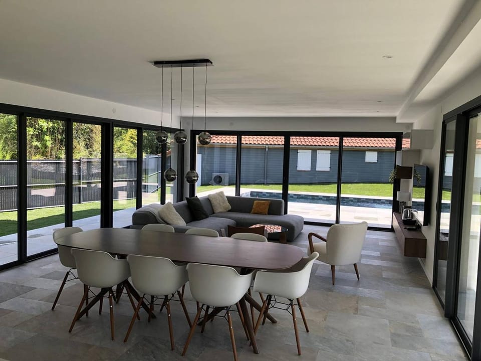 Villa de Luxe à Seignosse: Golf, Piscine Chauffée, Proche Plages - FR-1-791-25 Villa in Seignosse