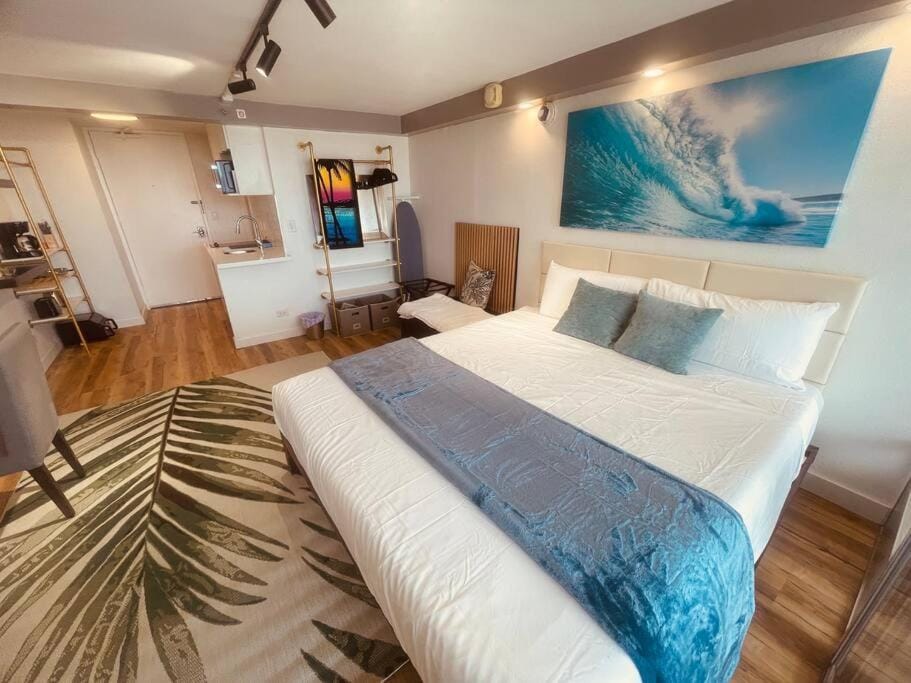 Newly upgrade King bed oceanview 3303 Apartment in Honolulu