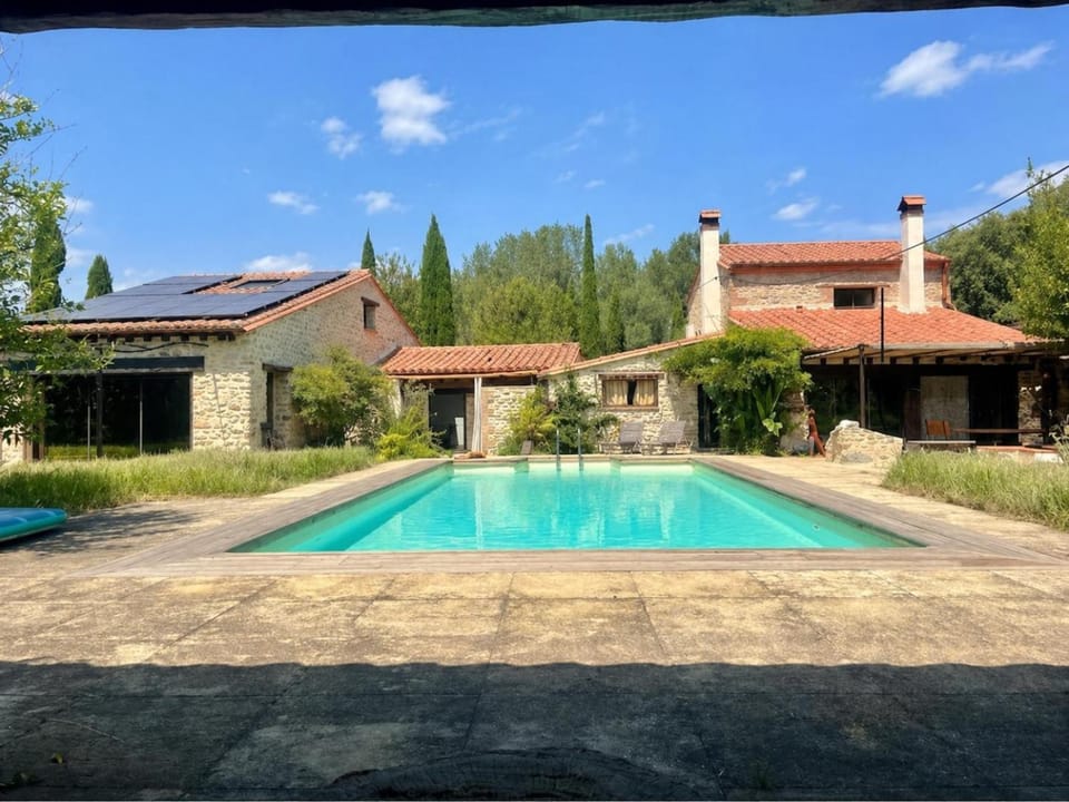 Property building, Day, Garden view, Pool view