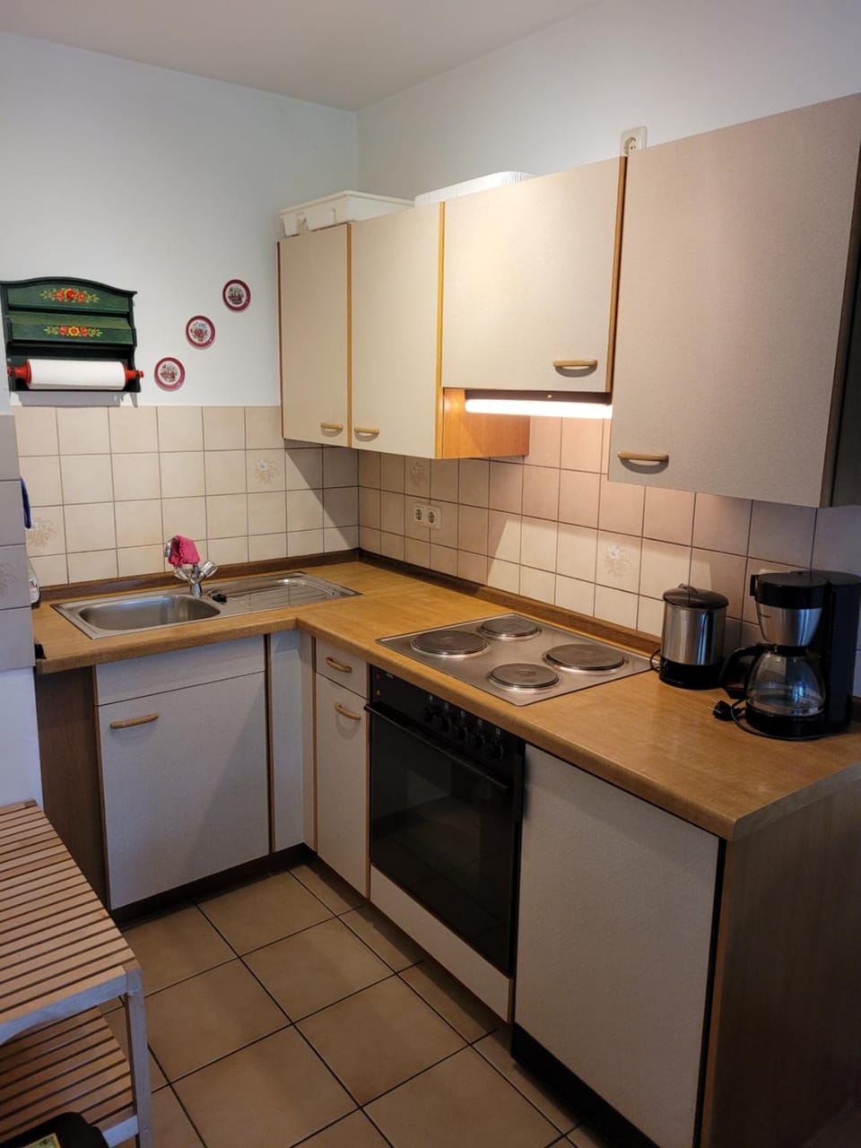 Kitchen or kitchenette, kitchen