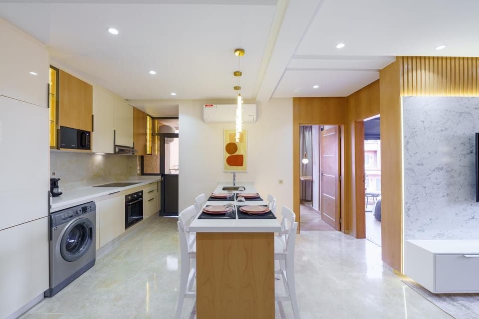 Kitchen or kitchenette, dishwasher, minibar, oven, stove, washing machine