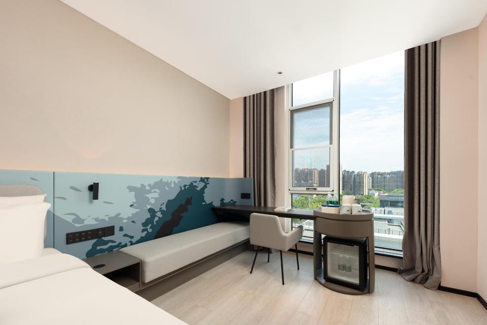 Atour Light Hotel Hangzhou Gongshu Grand Canal Hotel in Hangzhou
