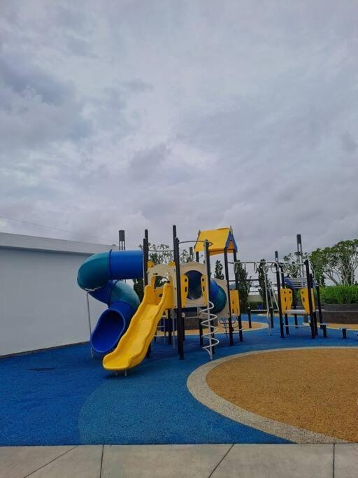 AirHomestay Ostia Bangi Pool & Sunset view Wifi Apartment in Negeri Sembilan, Malaysia