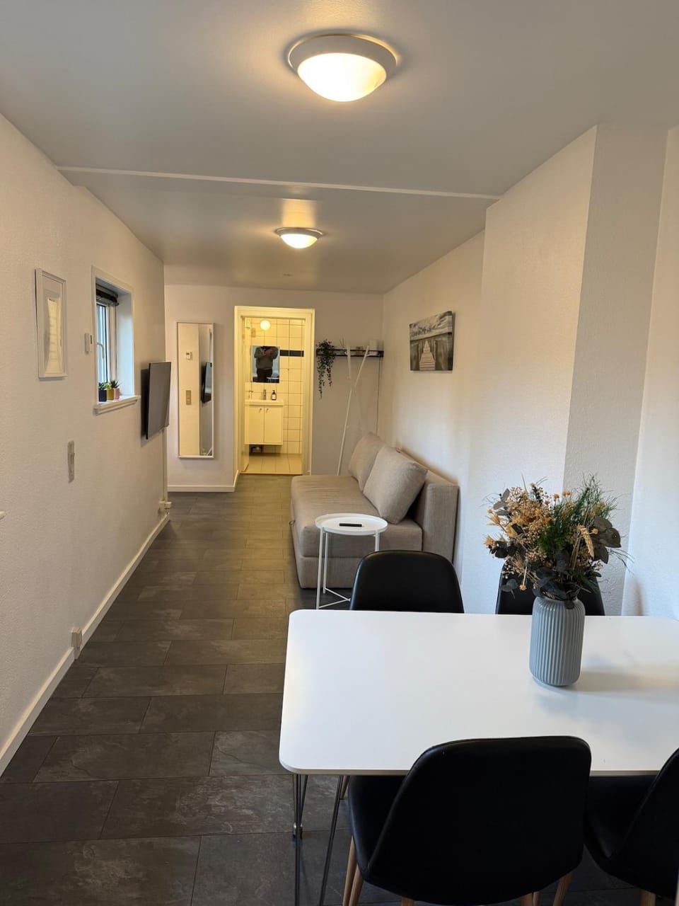 Living room, Dining area