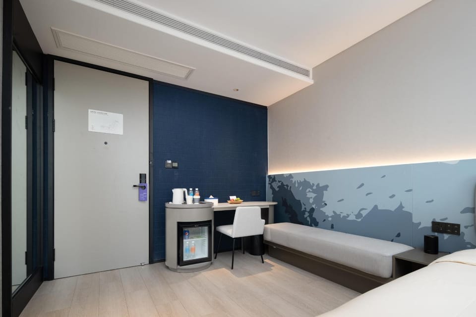 Atour Light Hotel Jinan The Laming Lake Scenic Area Hotel in Shandong