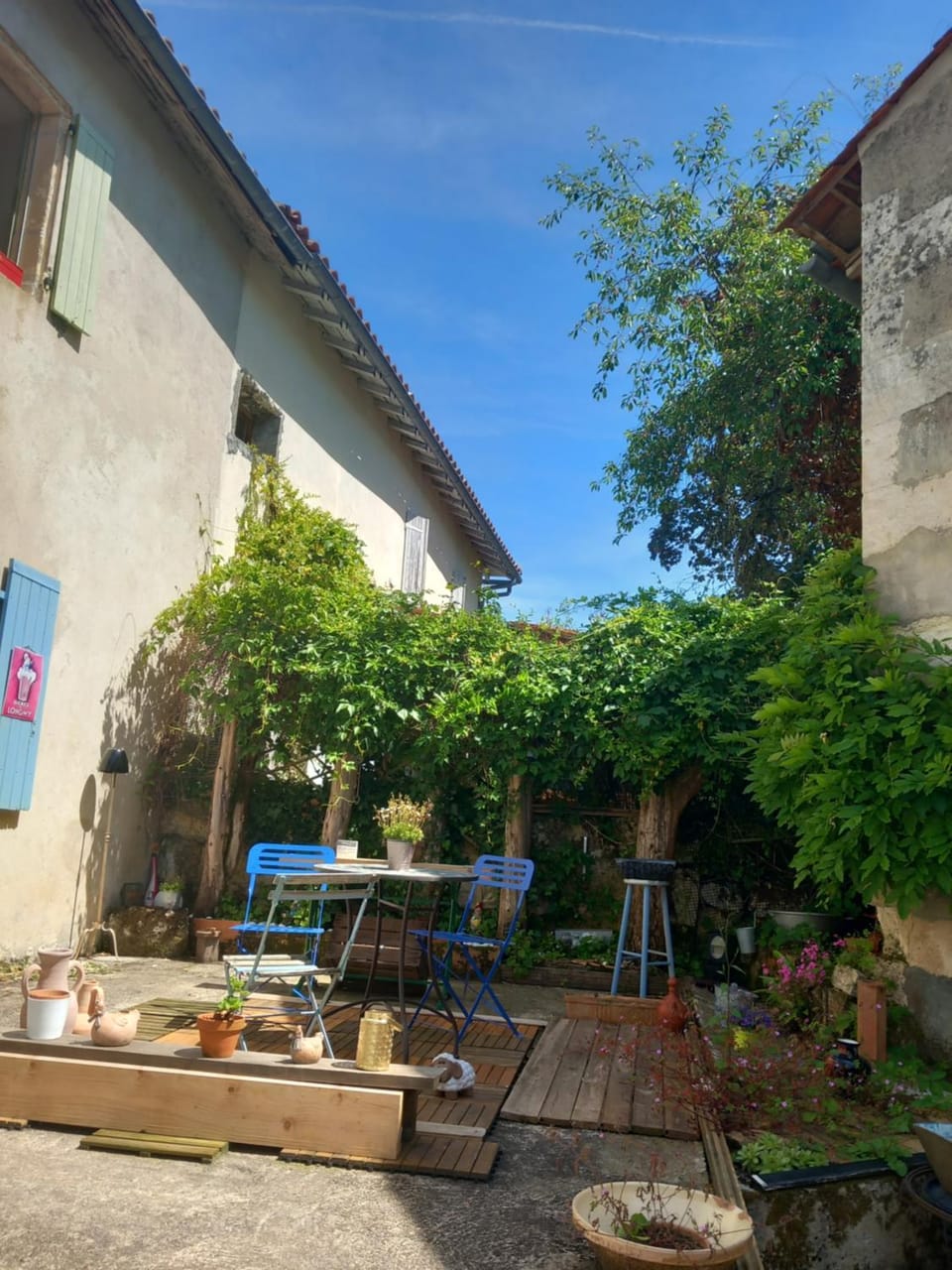 La maison aux livres Bed and Breakfast in Nouvelle-Aquitaine