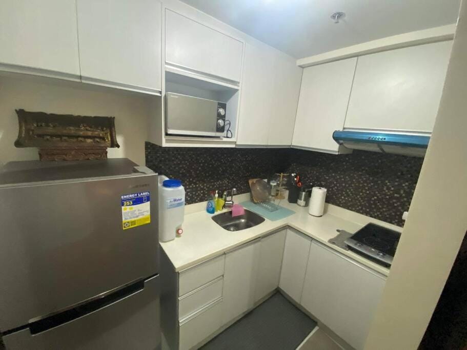 1BR Premium condo - Twin Oaks Pl PANORAMIC VIEW Apartment in Mandaluyong