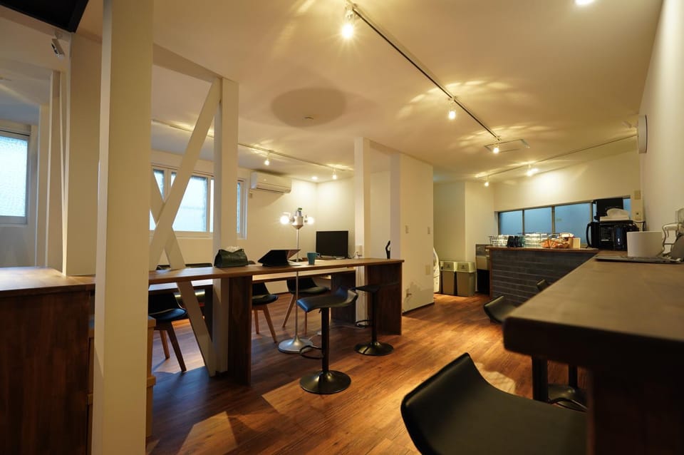 Communal lounge/ TV room