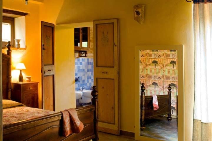 Il Melograno Country Resort Farm Stay in Marche