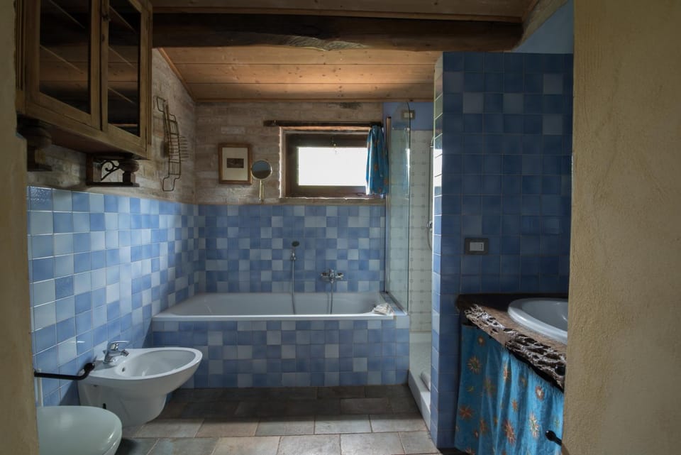 Il Melograno Country Resort Farm Stay in Marche