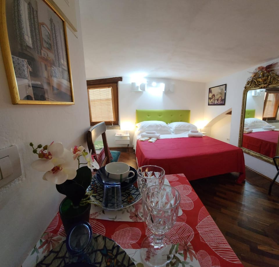 Appartamento Girasole Apartment in Florence