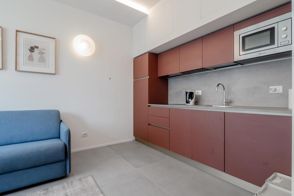 Kitchen or kitchenette