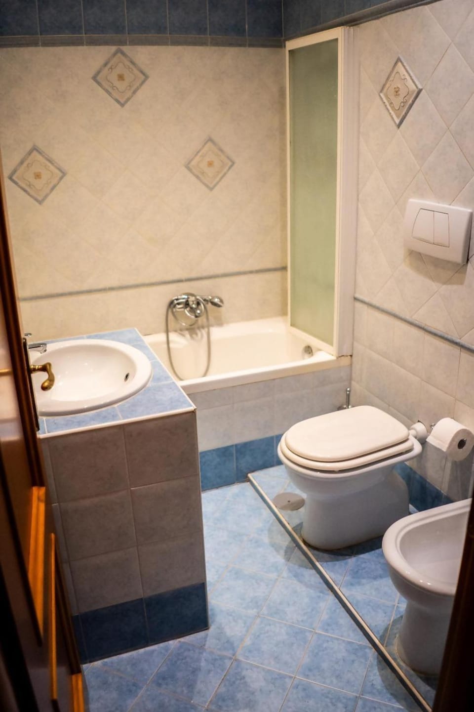 Toilet, Bathroom