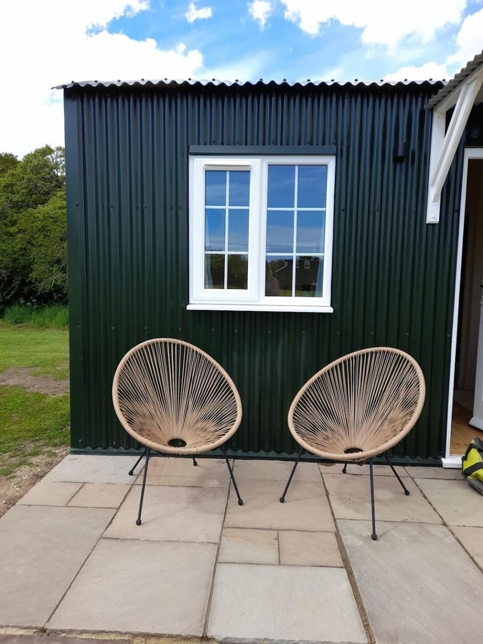 Dinky's Den Chalet in England