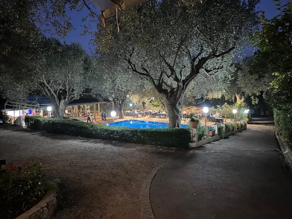 Villaggio Alberghiero Da Pepé Bed and Breakfast in Basilicata