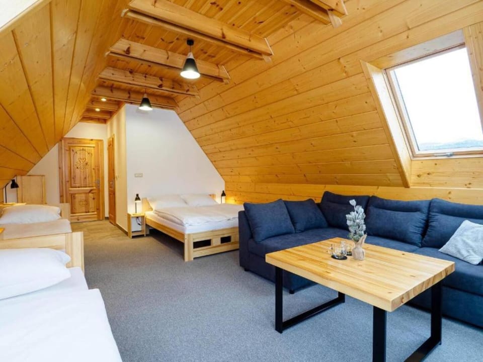 Bed, Living room, Photo of the whole room, Seating area, Bedroom