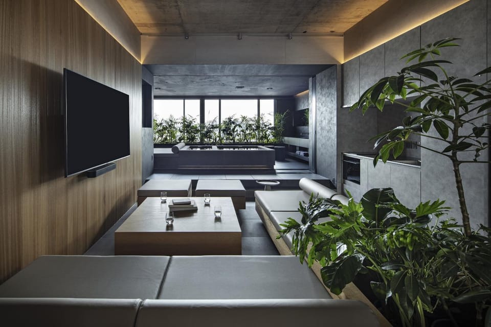 Communal lounge/ TV room, TV and multimedia, Living room, Seating area, Evening entertainment