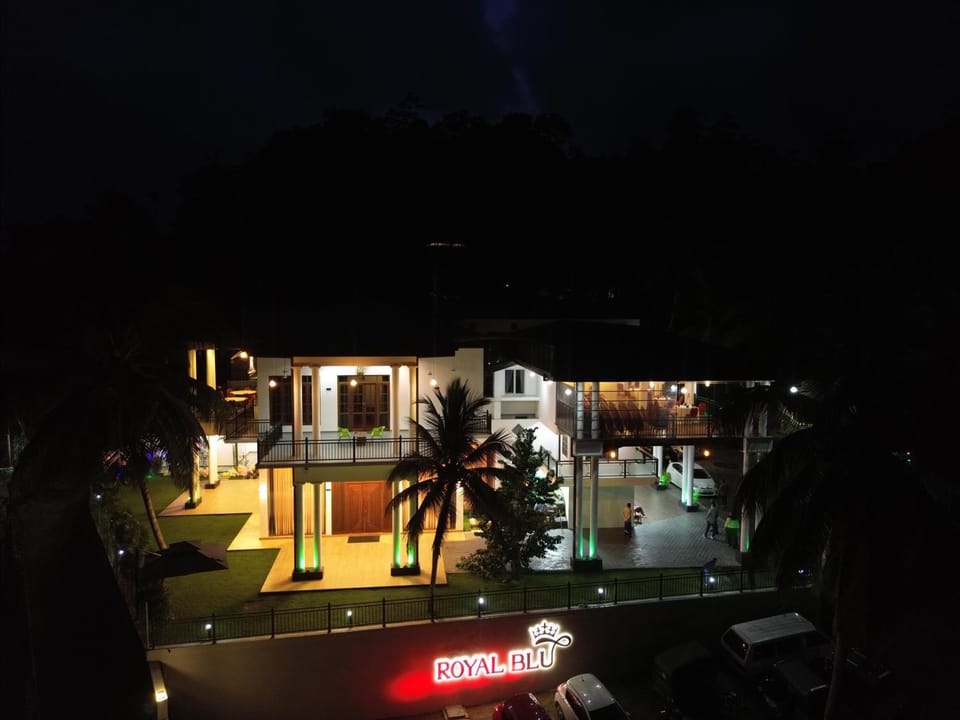Property building, Night