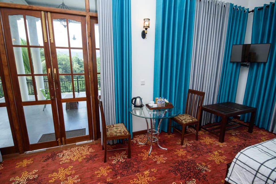 Seating area, Bedroom