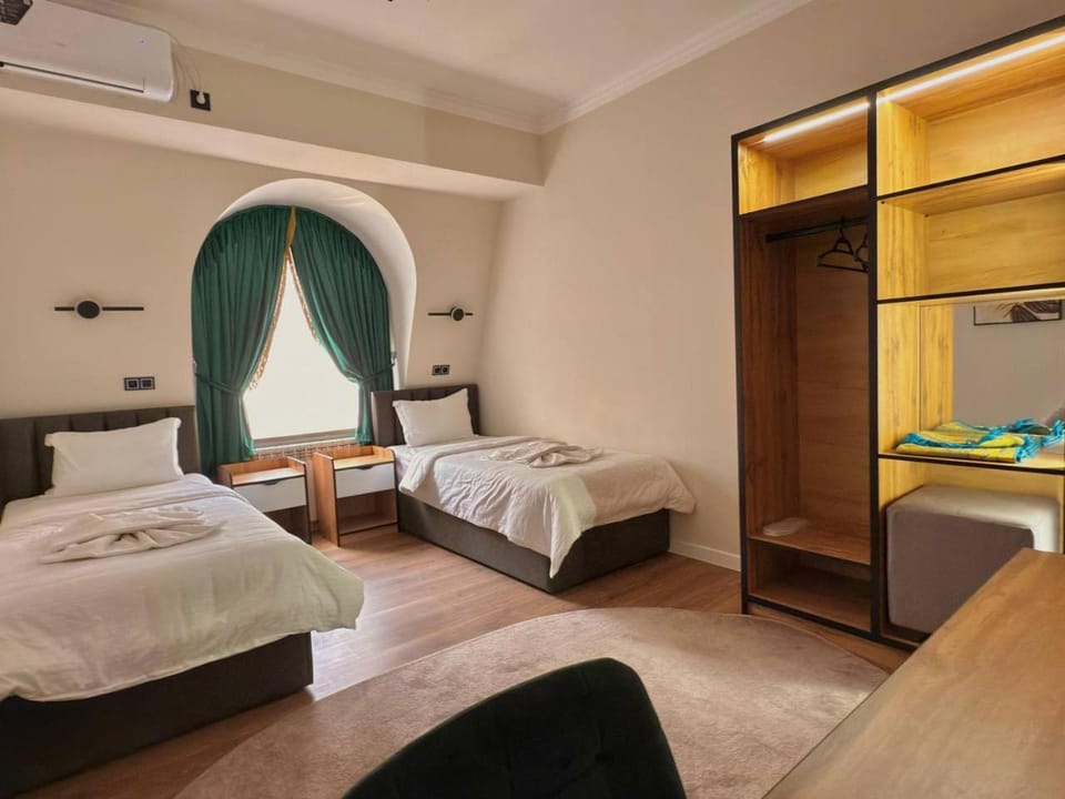 Status Inn Hotel Hotel in Europe