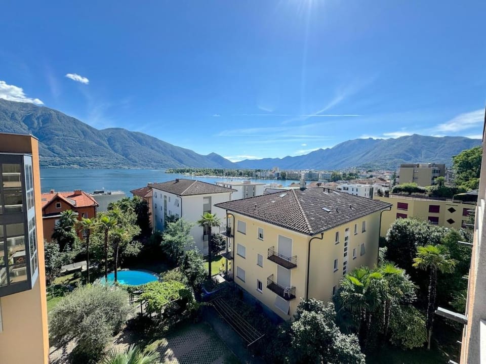 Natural landscape, Lake view, Mountain view