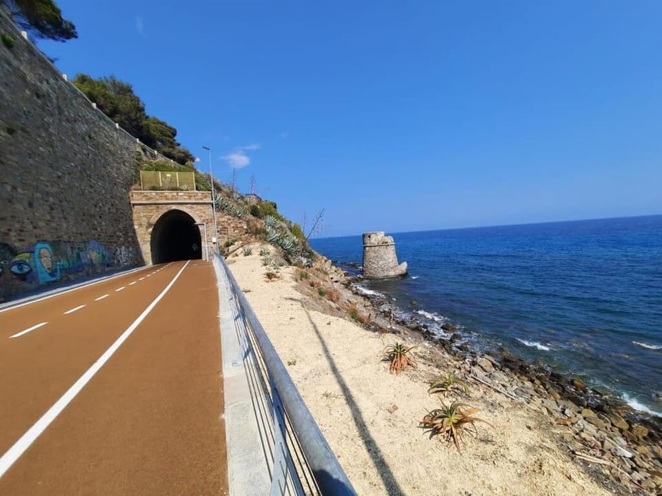 Natural landscape, Cycling, Sea view