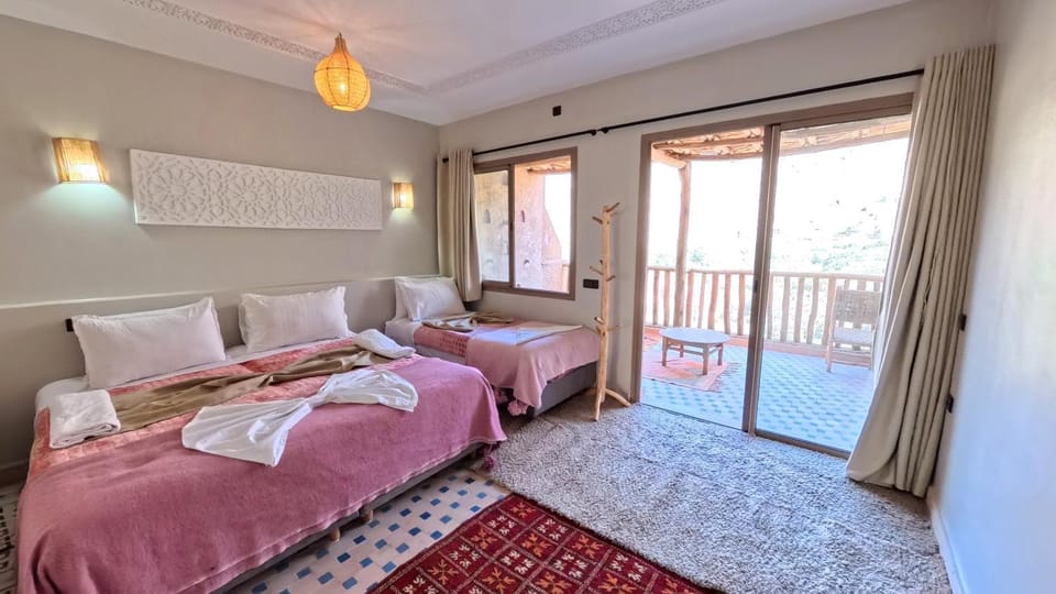 Bed, View (from property/room), Balcony/Terrace, Photo of the whole room, Bedroom, towels