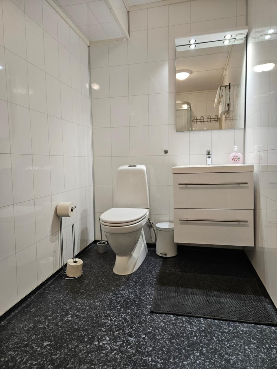 Toilet, Bathroom