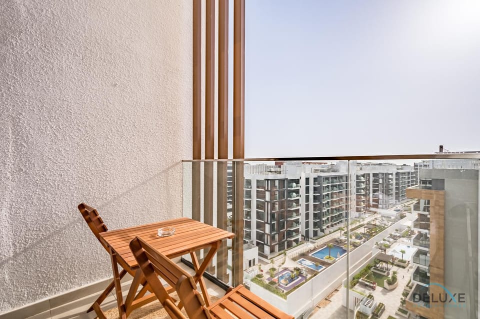Property building, View (from property/room), Balcony/Terrace