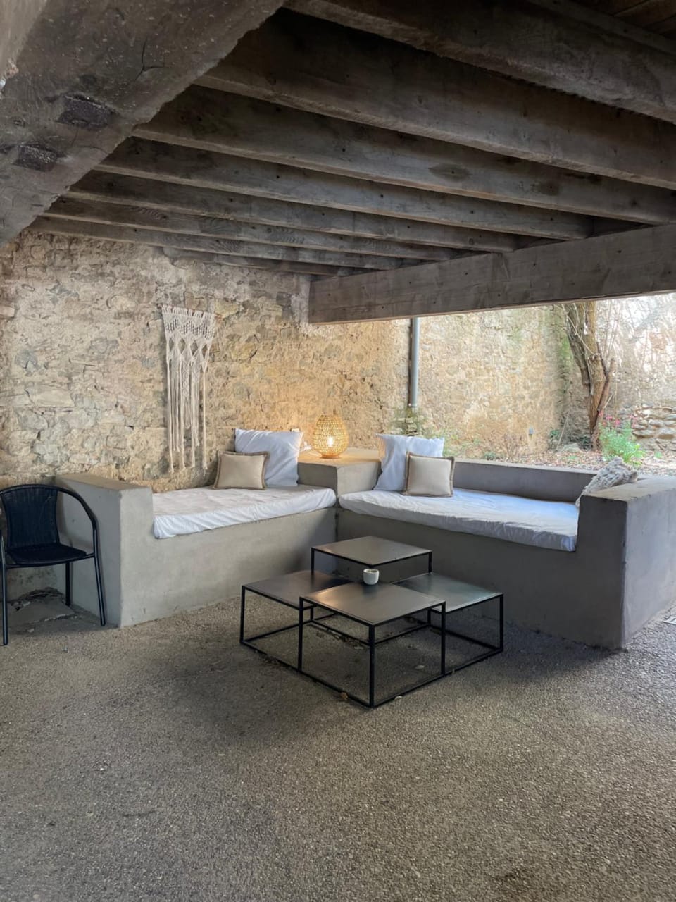 Seating area