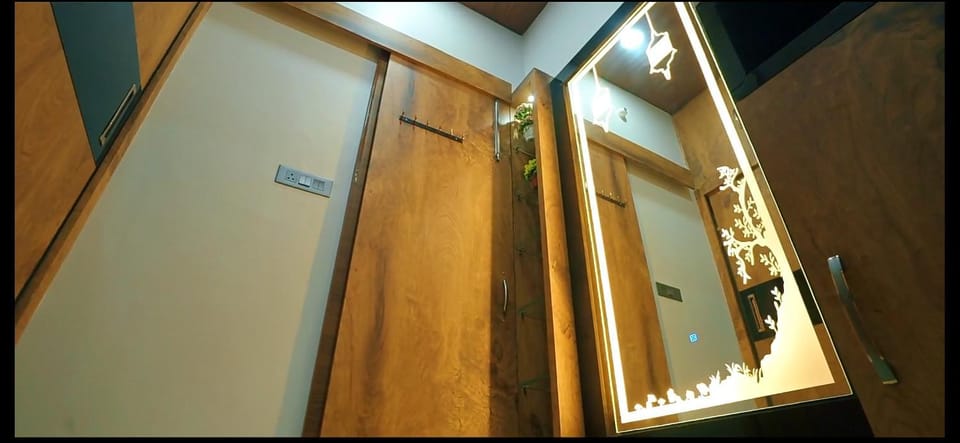Bathroom, wardrobe
