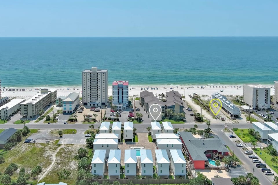 Pelican Point House in West Beach