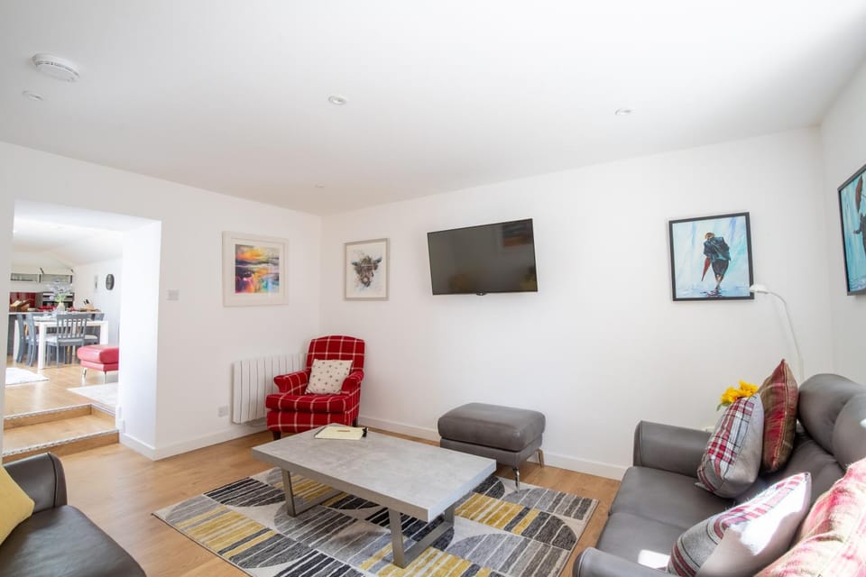 Cairnie Cottage House in Ballater