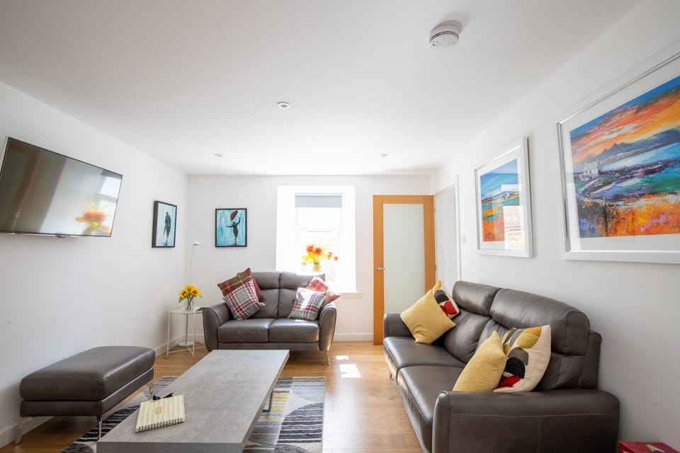 Cairnie Cottage House in Ballater