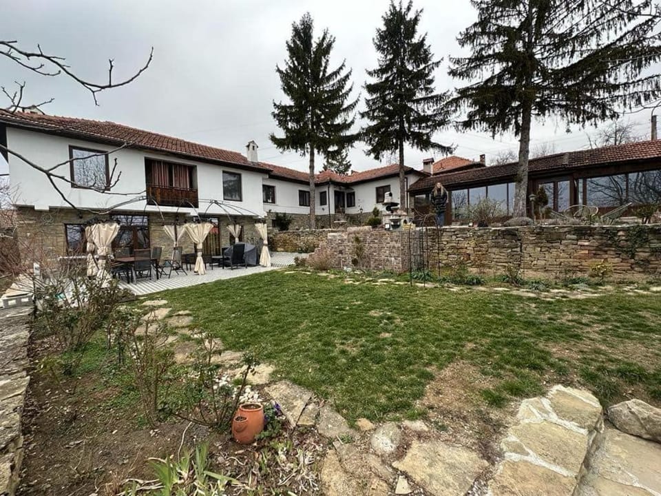 Property building, Garden