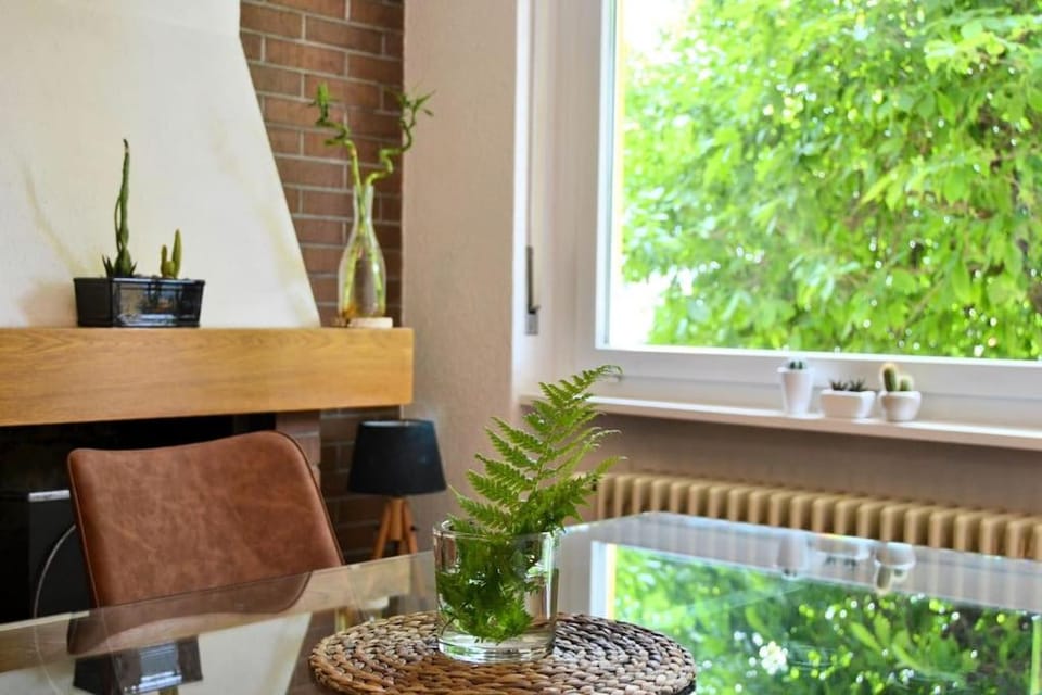 Dining area, Garden view