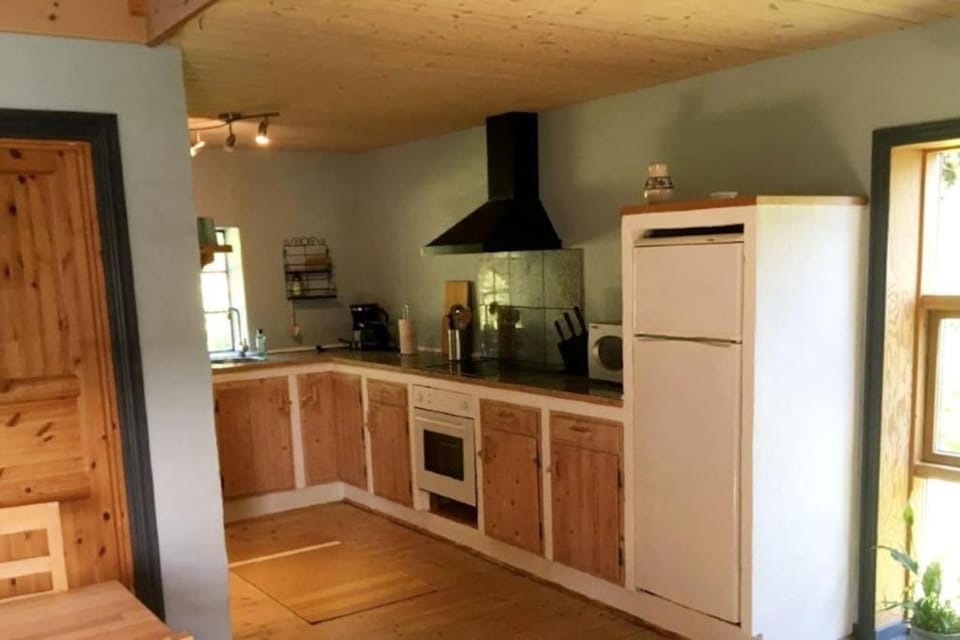 Kitchen or kitchenette, oven, stove