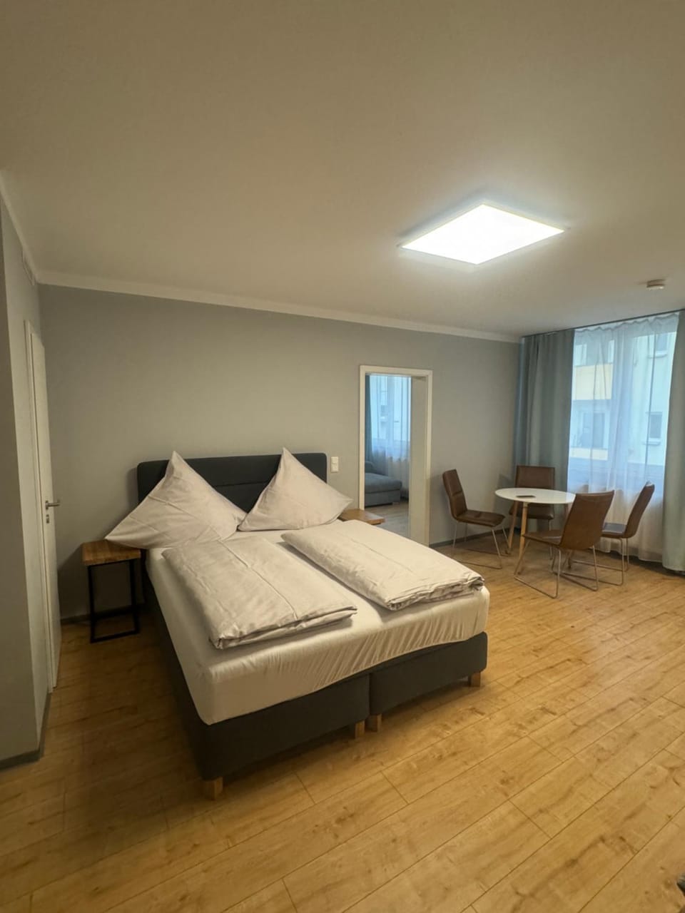 Bed, Photo of the whole room, Seating area, Bedroom