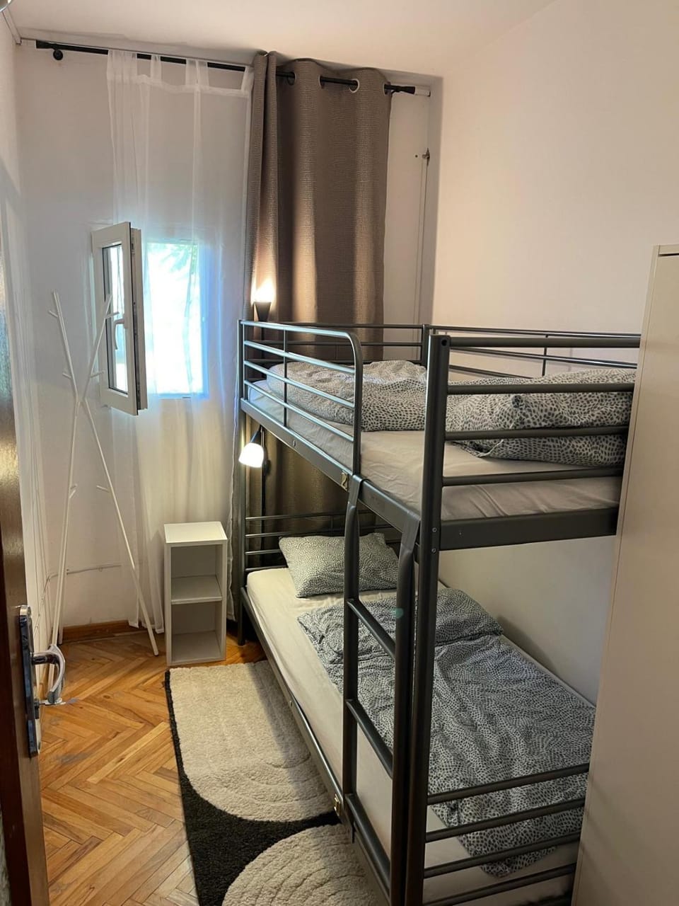 bunk bed