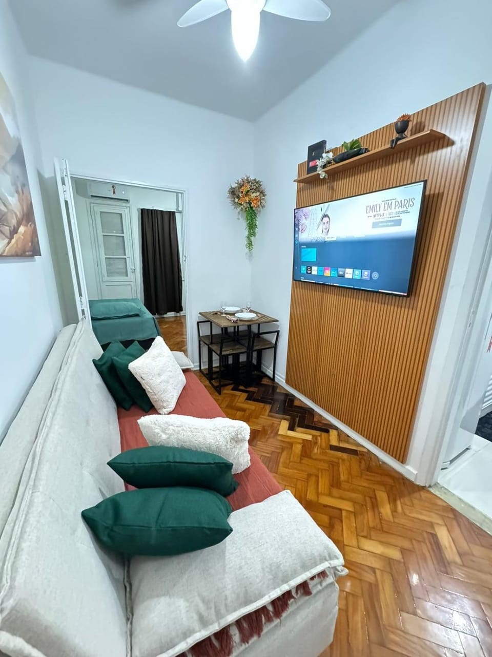 TV and multimedia, Living room