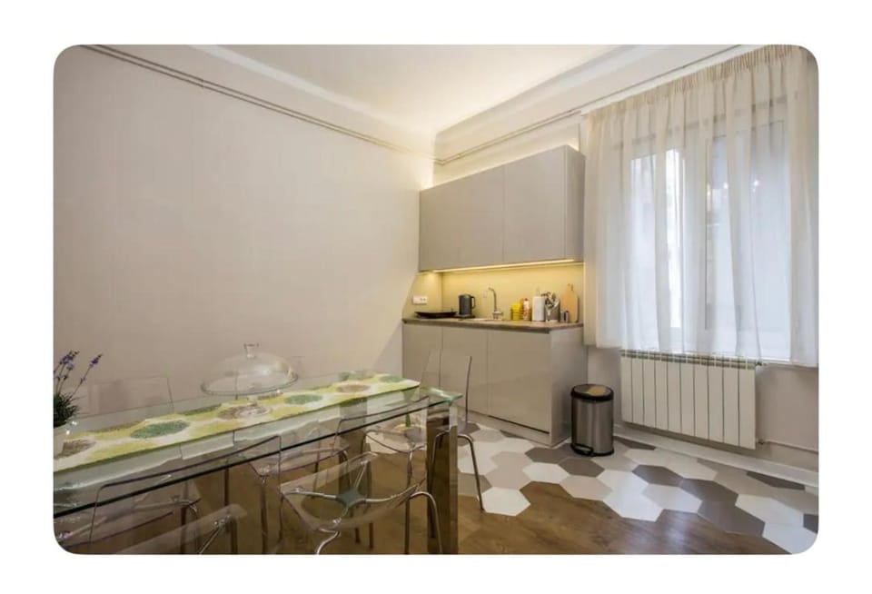 Coffee/tea facilities, Kitchen or kitchenette