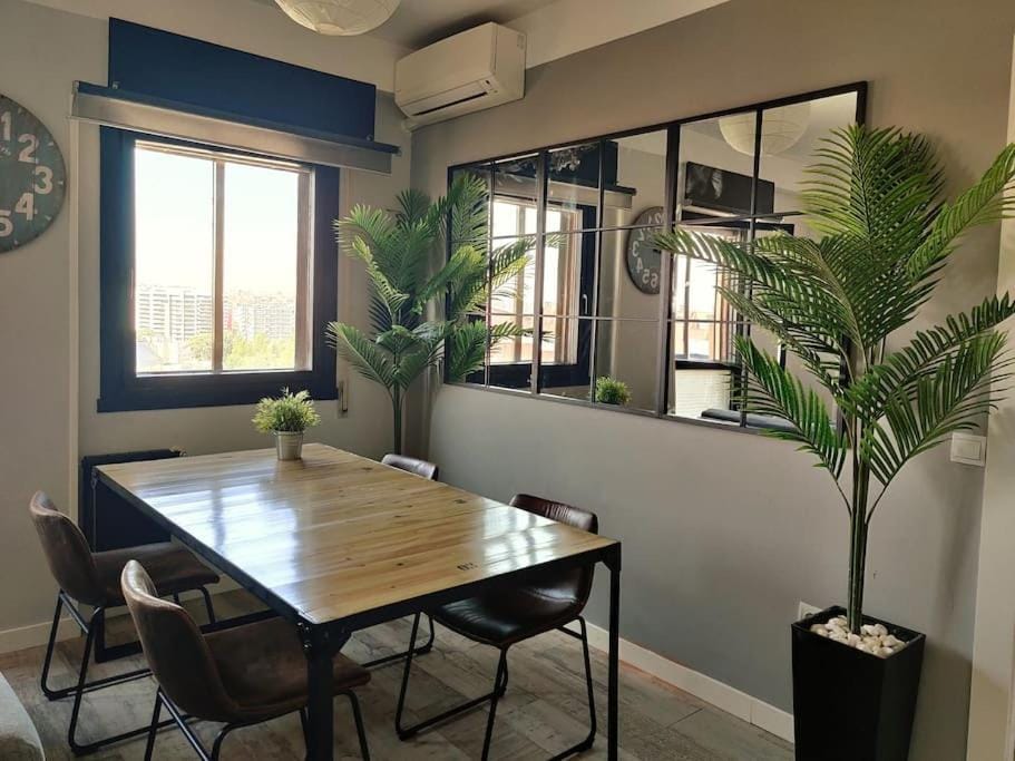 ºººCH Residential Area Modern City Views WiFi ACººº Apartment in Madrid