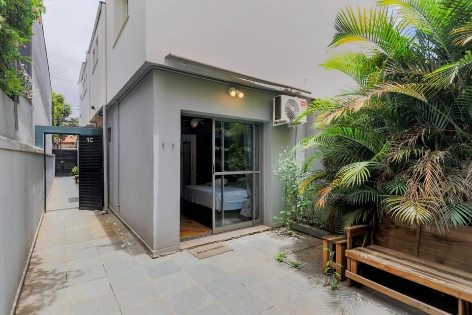 Flats Vila Olímpia Bed and Breakfast in Sao Paulo City
