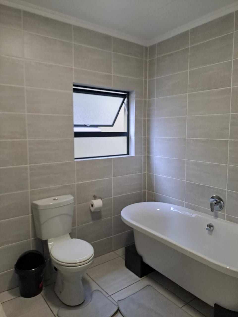 Apartment in Kikuyu, Waterfall Apartment in Sandton